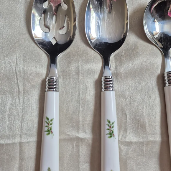 Elegant White 6pc. Vintage Cutlery Set with Tree Design Nikko - Picture 3 of 13